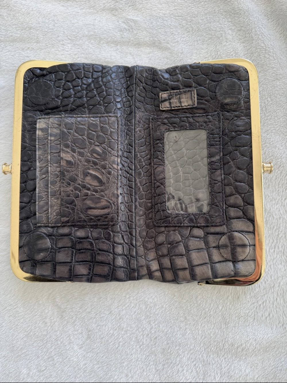 G.I.L.I. Got It Love It gray croc embossed leather double click lock wallet - Picture 4 of 11